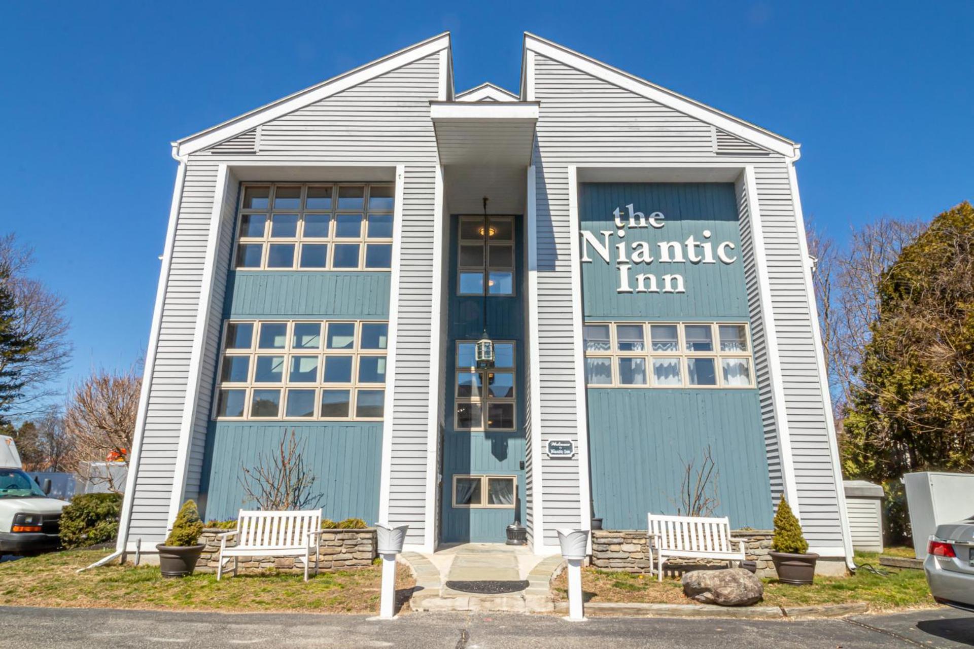 The Niantic Inn ภายนอก รูปภาพ
